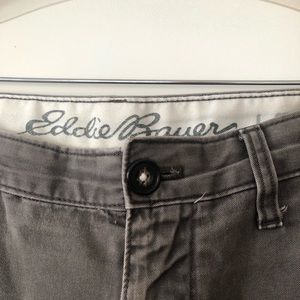 Eddie Bauer Legend Wash green khaki men’s pants in size 36z30